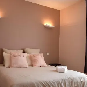 Le Lys Hotel