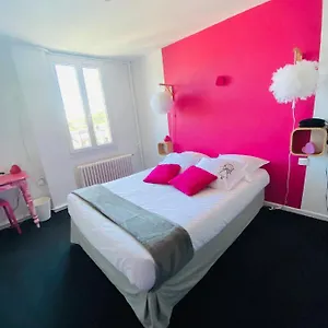 A La Maison Restaurant Hotel